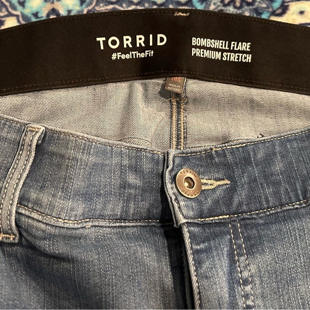 Torrid Bombshell Flare Jeans - Picture 3 of 4